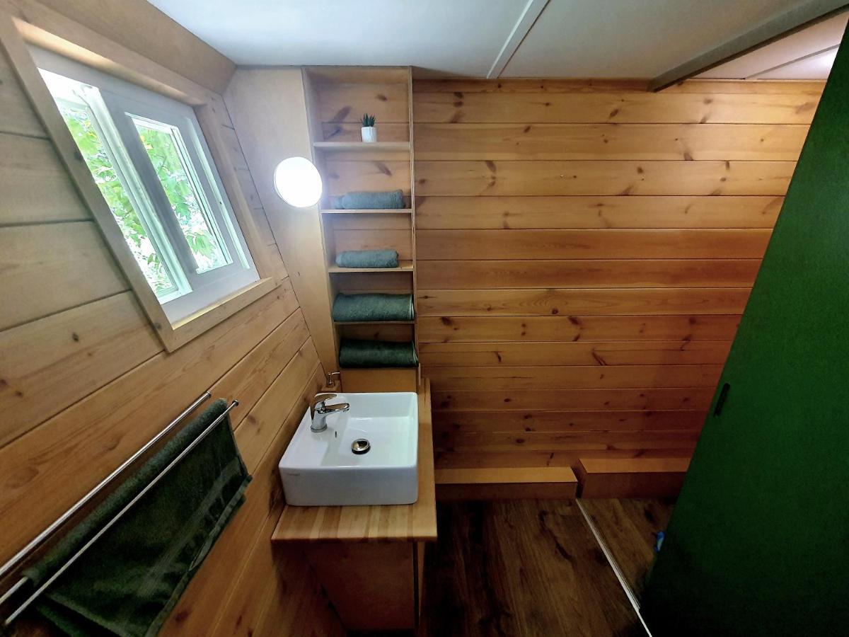 Pop Tiny House Nagymaros Apartment Екстериор снимка